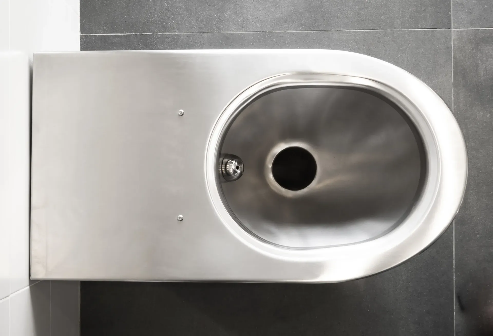 [WC-SOL-655-DR-PUSH] Cuvette WC inox posée au sol 655 droite + shattaf (Push)